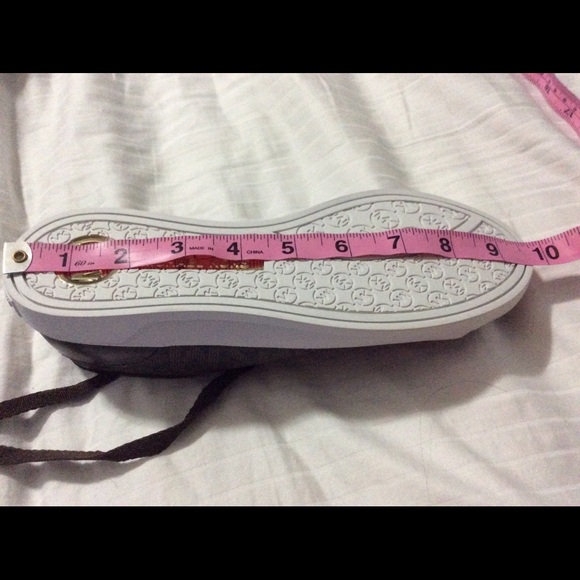 Cute shoes, new never worn. - Picture 6 of 6